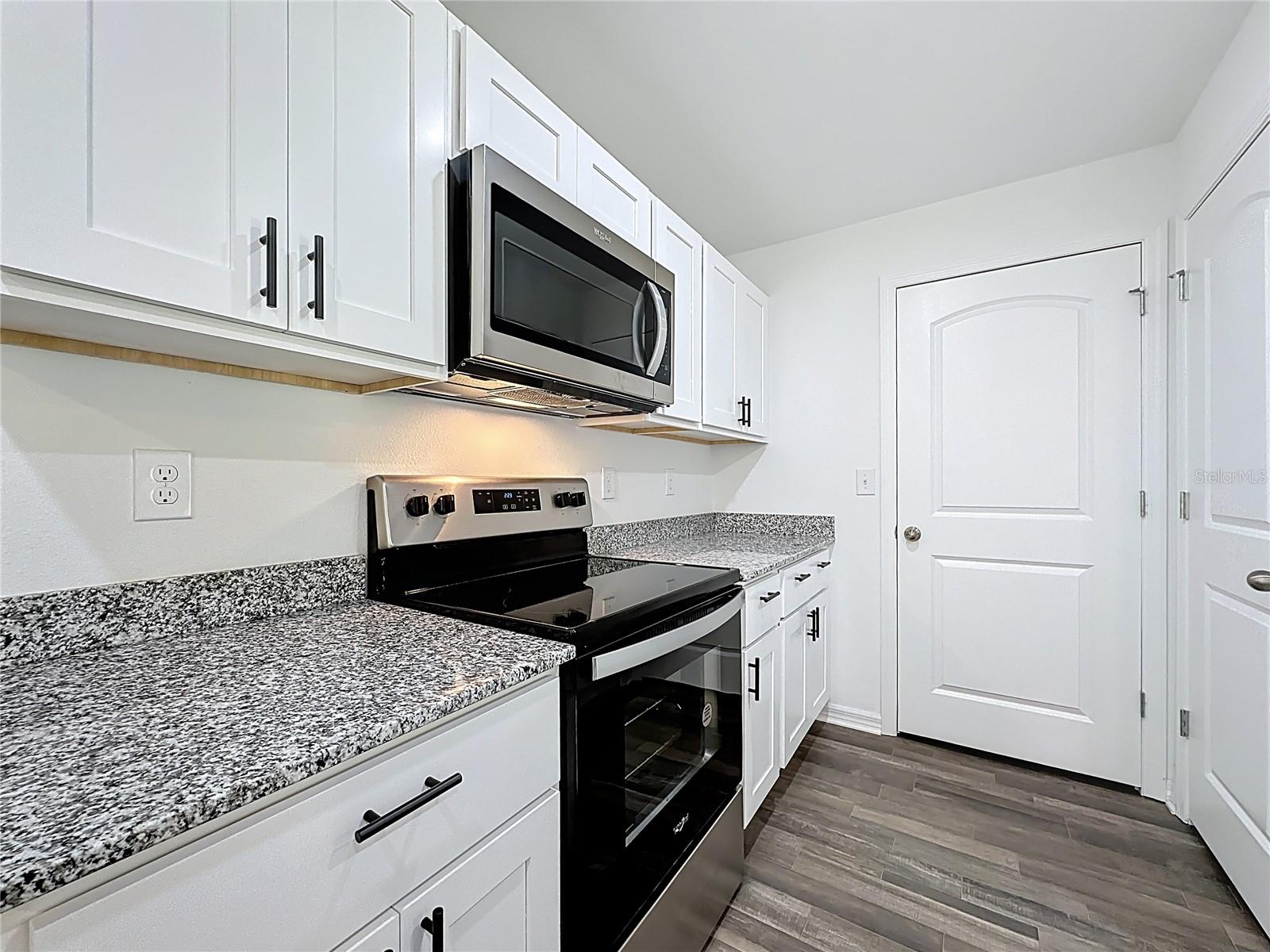 Image 8 of 44 For 241 Live Oak Boulevard