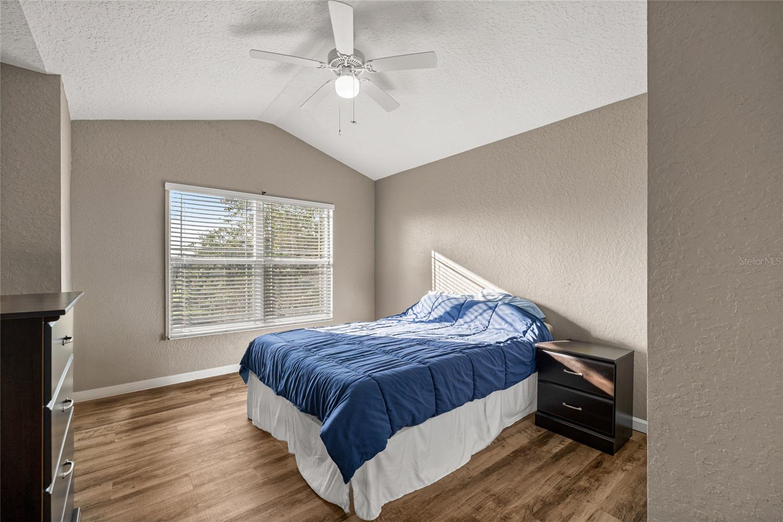 Image 13 of 52 For 4570 52nd Circle 106