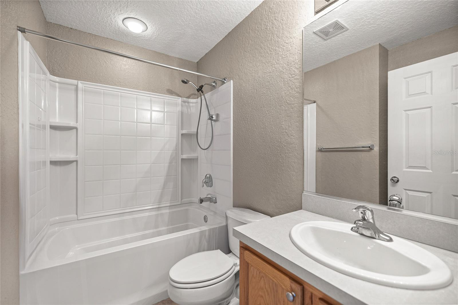 Image 15 of 52 For 4570 52nd Circle 106