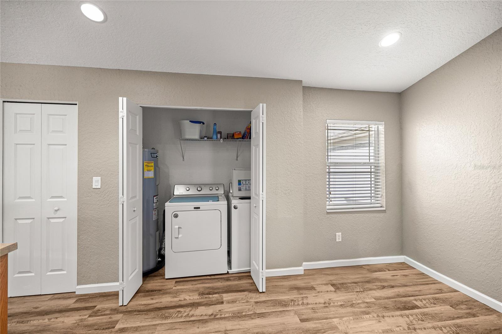 Image 18 of 52 For 4570 52nd Circle 106