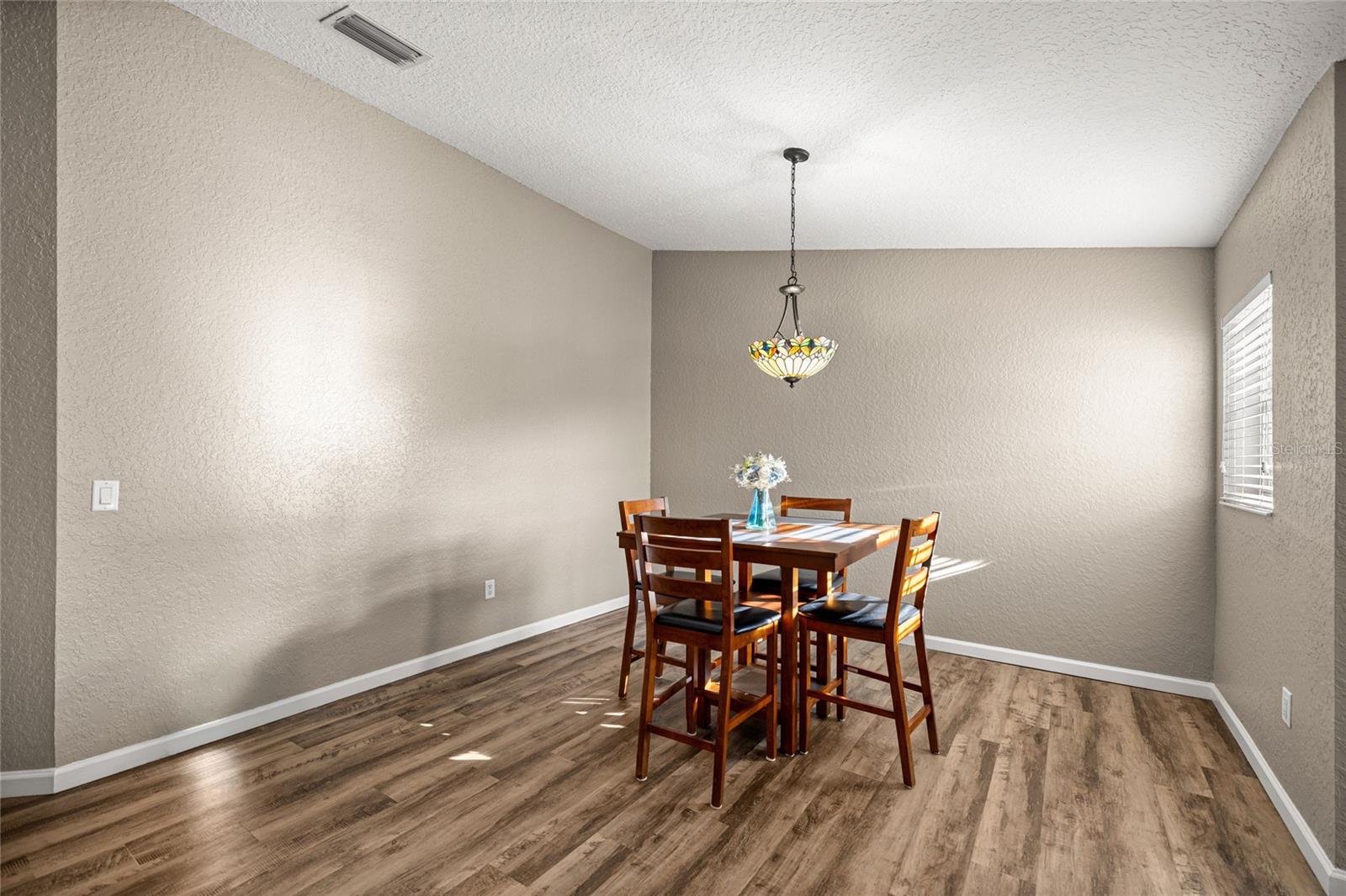 Image 6 of 52 For 4570 52nd Circle 106