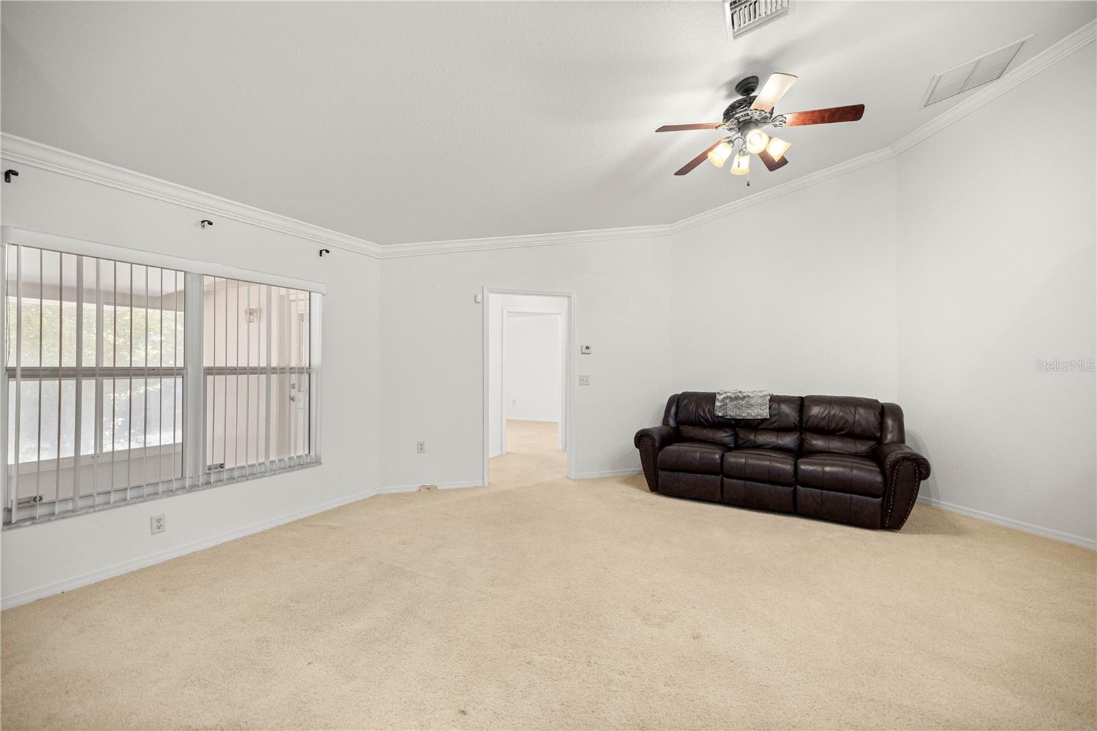 Image 23 of 38 For 13552 81st Circle
