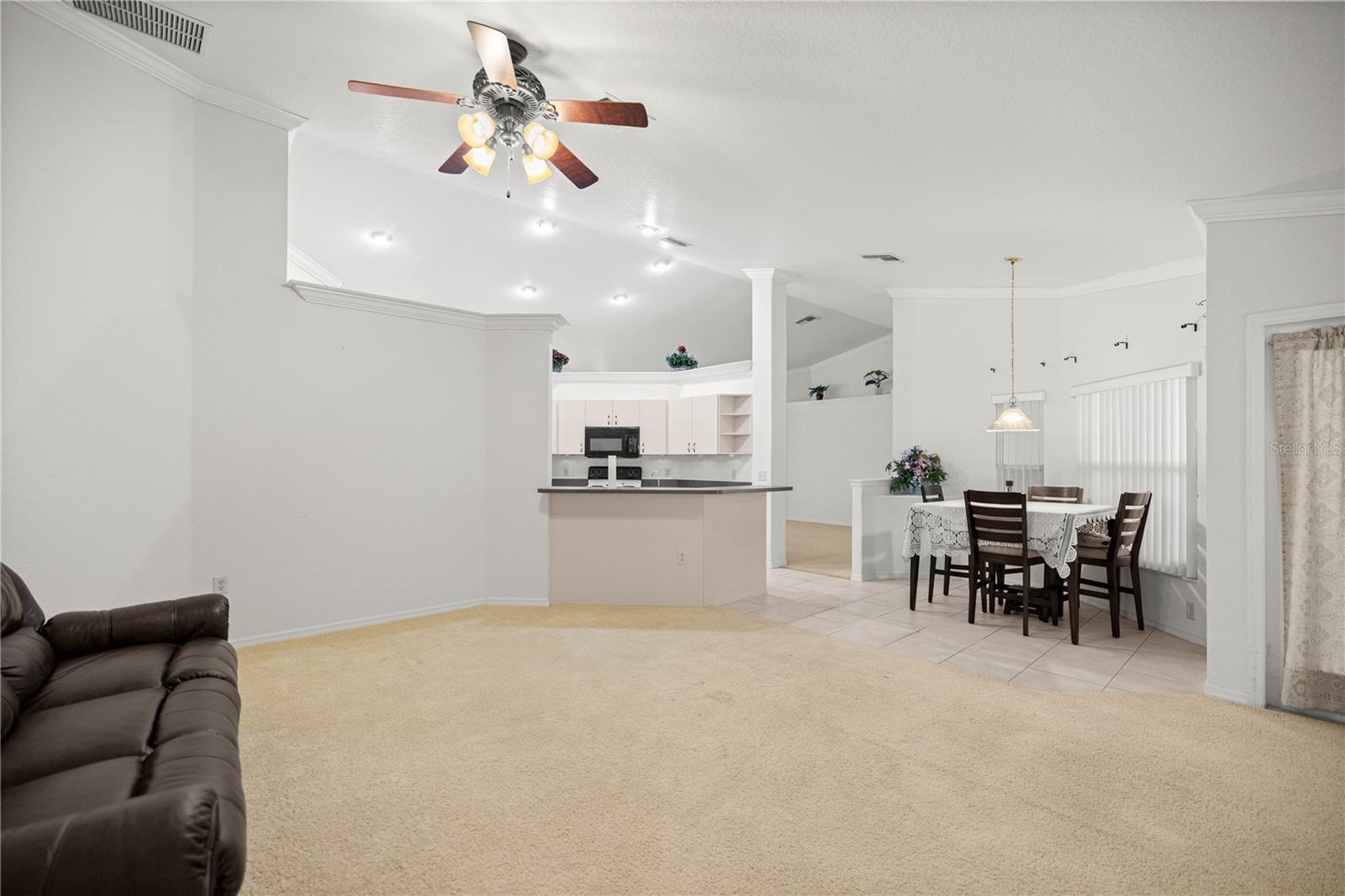 Image 6 of 38 For 13552 81st Circle