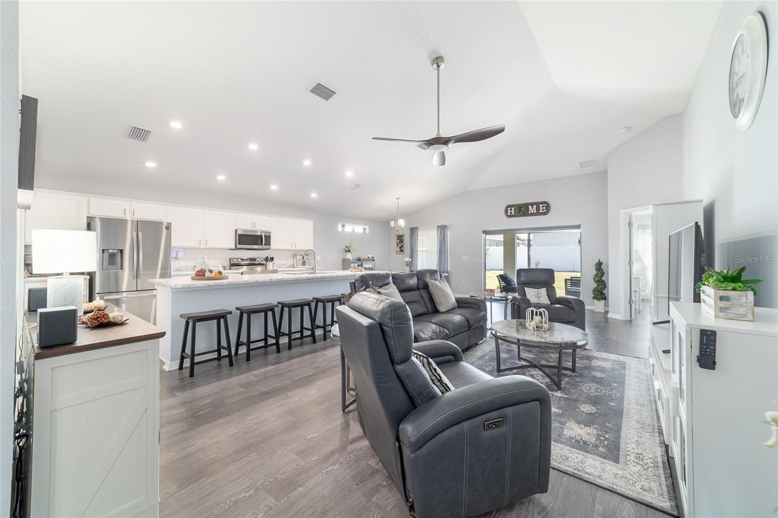 Image 14 of 61 For 9006 43rd Terrace