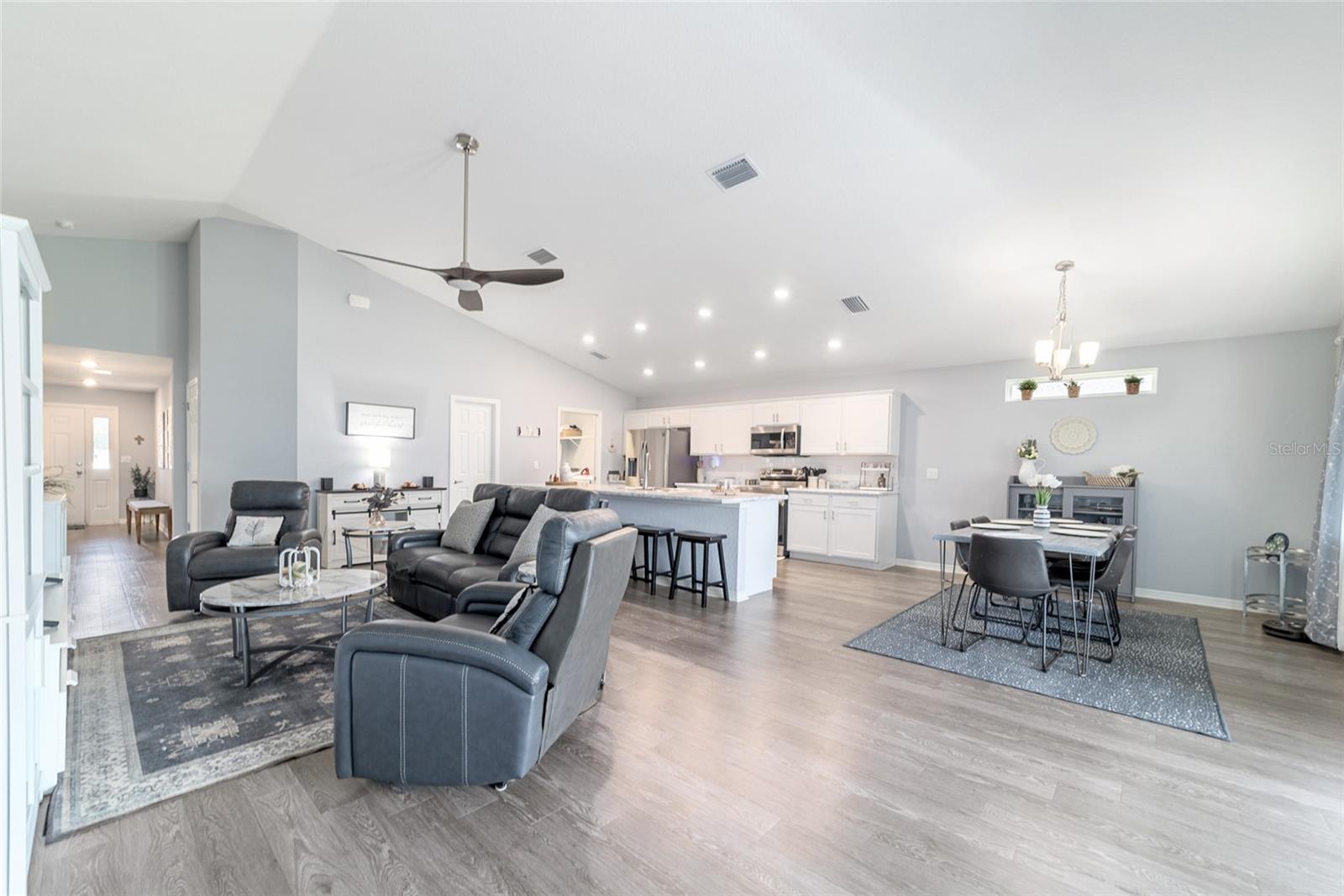 Image 20 of 61 For 9006 43rd Terrace