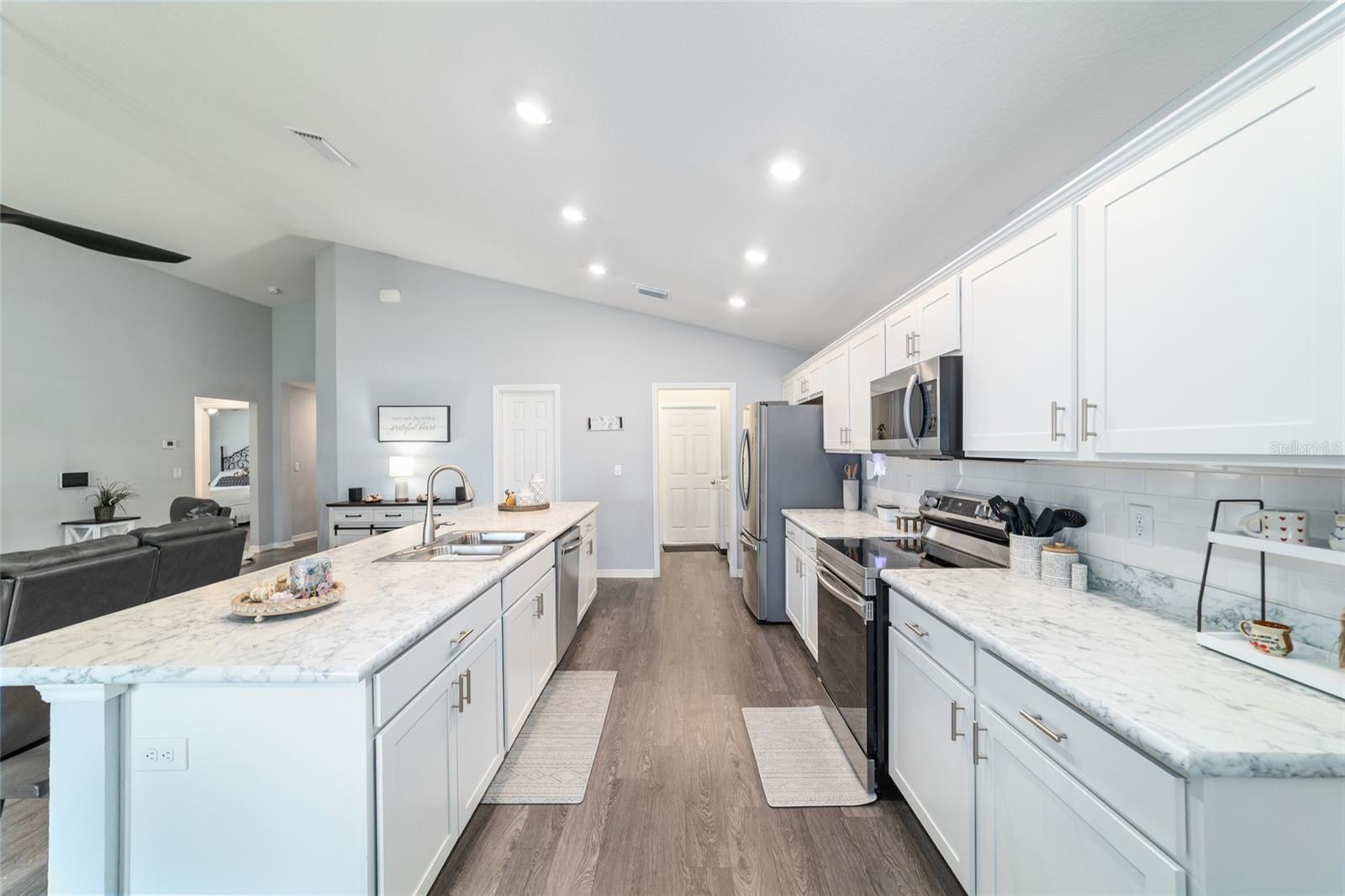 Image 27 of 61 For 9006 43rd Terrace