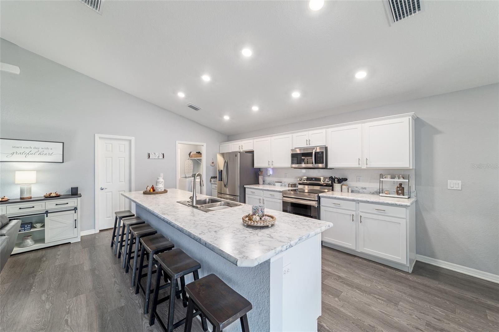 Image 28 of 61 For 9006 43rd Terrace