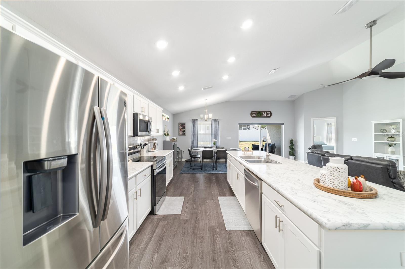 Image 31 of 61 For 9006 43rd Terrace