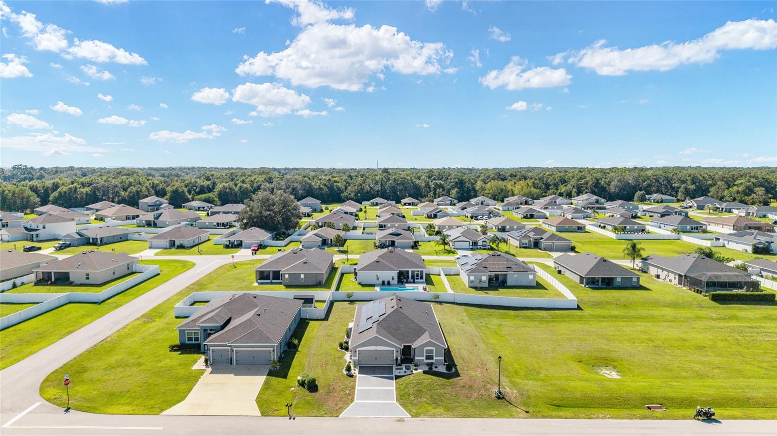 Image 4 of 61 For 9006 43rd Terrace