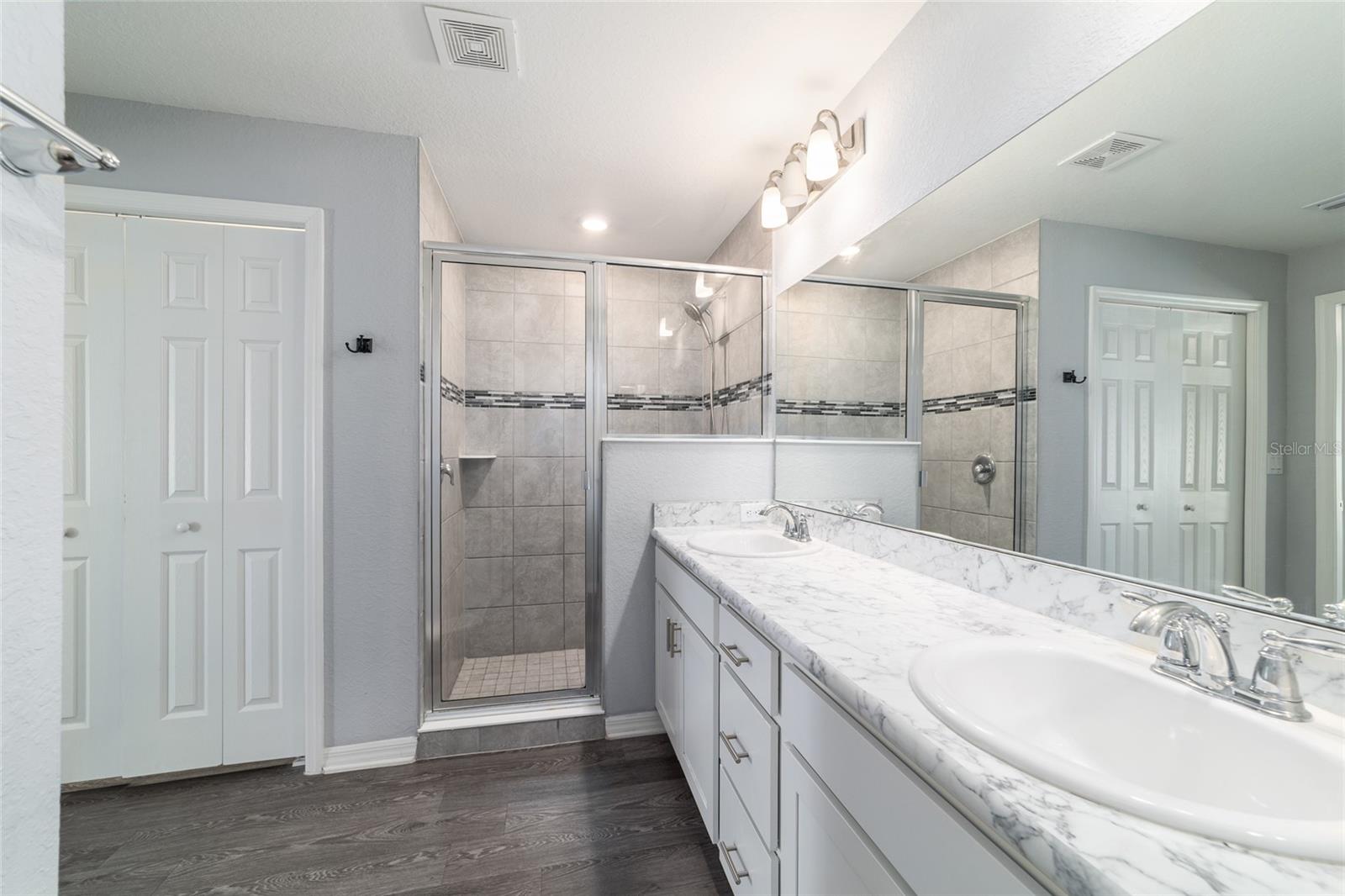 Image 41 of 61 For 9006 43rd Terrace