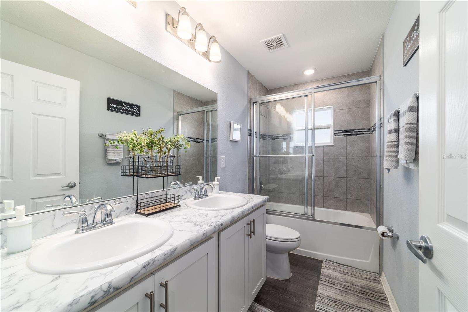 Image 47 of 61 For 9006 43rd Terrace