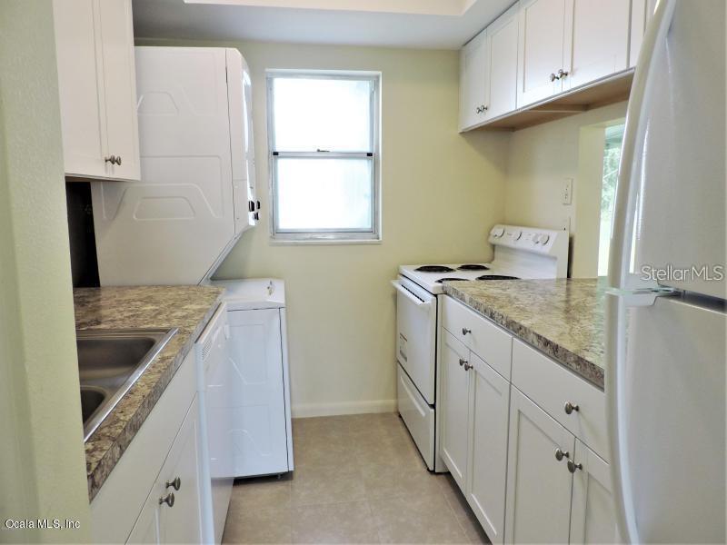 Image 4 of 36 For 1562 27th Street E