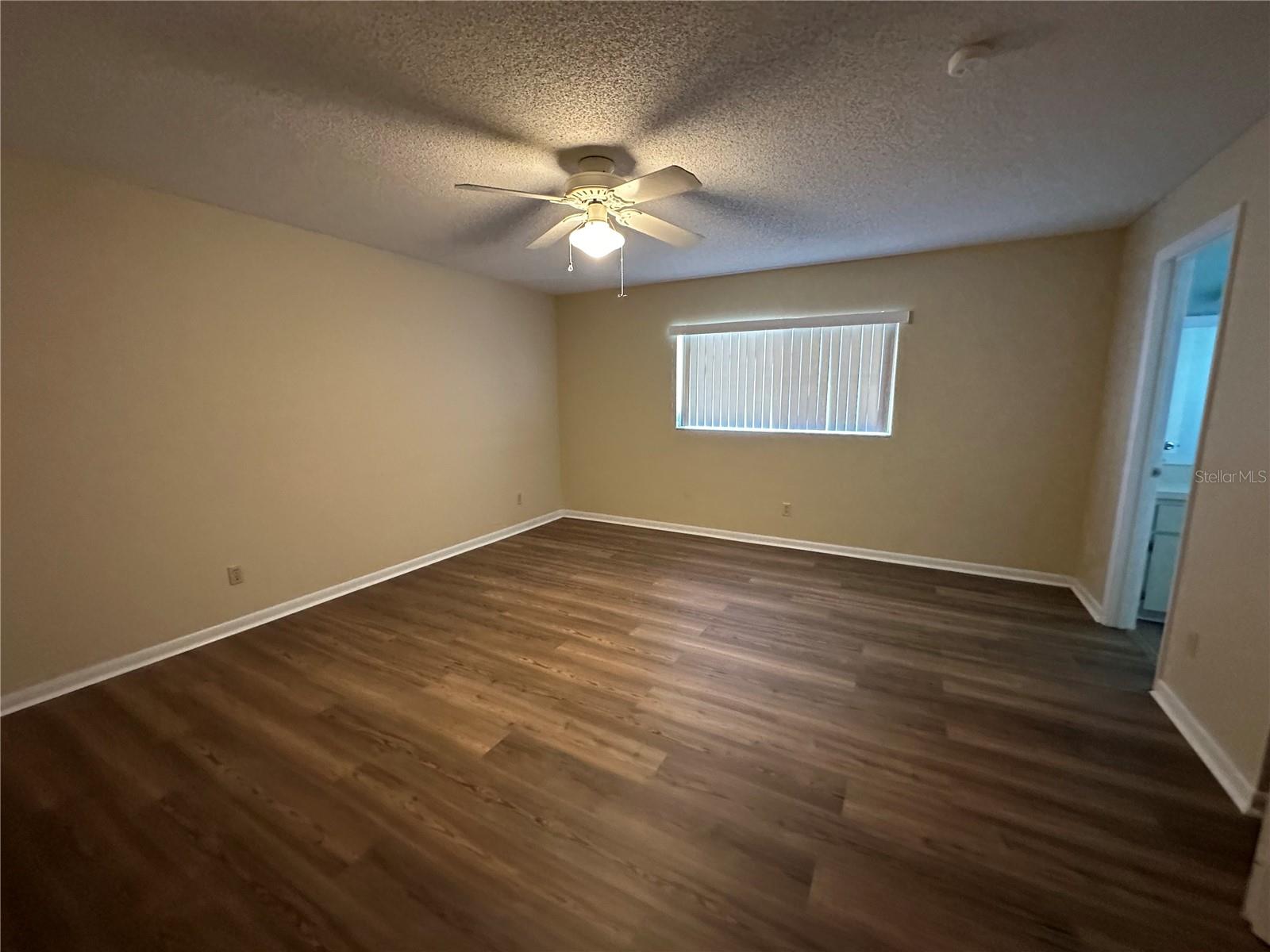 Image 25 of 33 For 9157 82nd Terrace C
