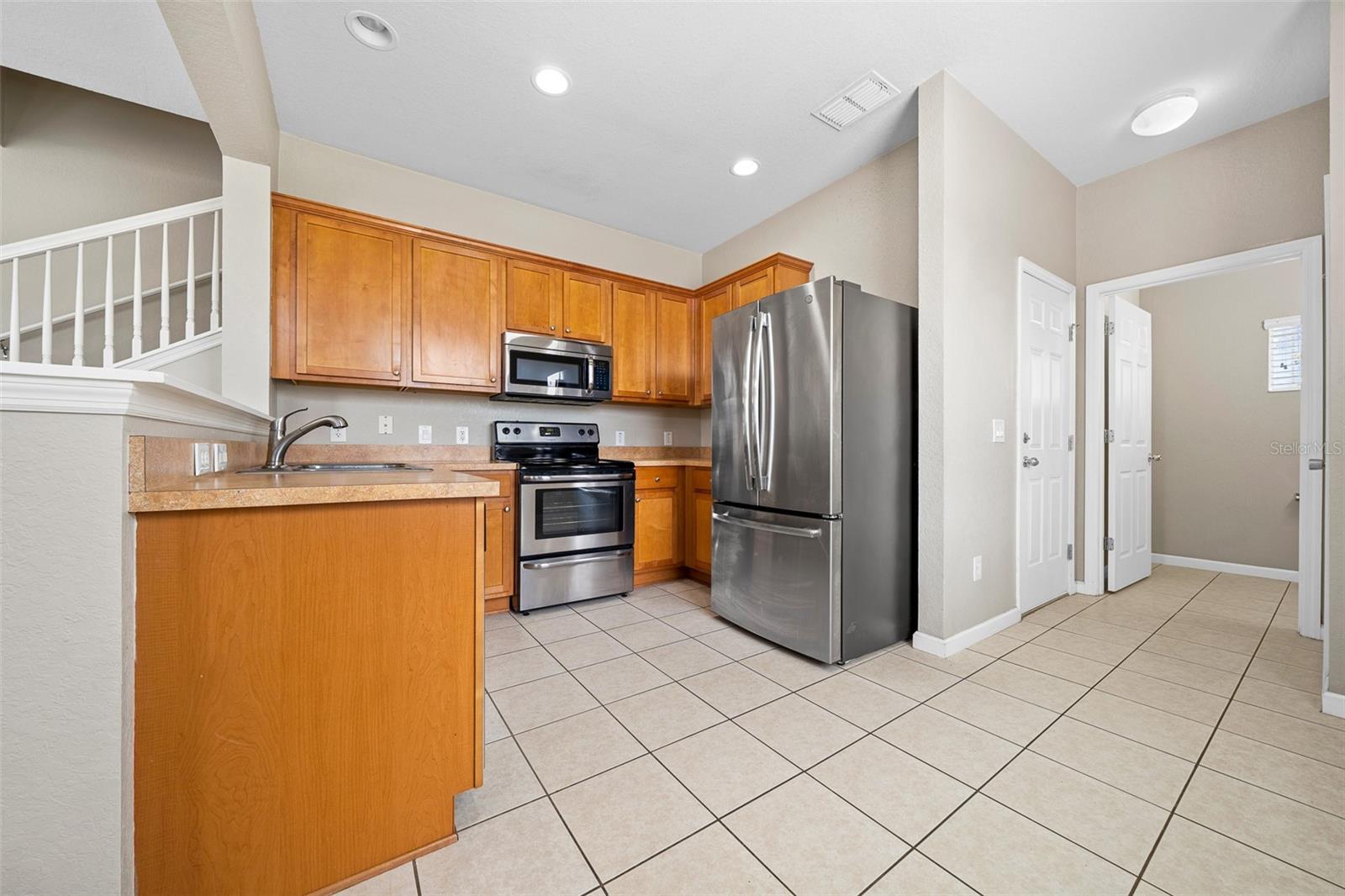 Image 13 of 34 For 4405 49th Avenue