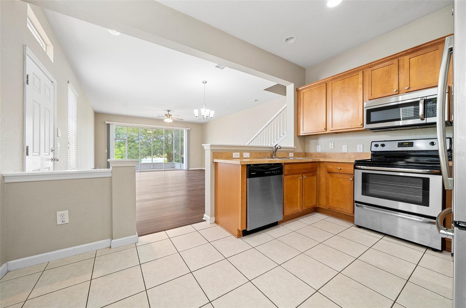 Image 15 of 34 For 4405 49th Avenue