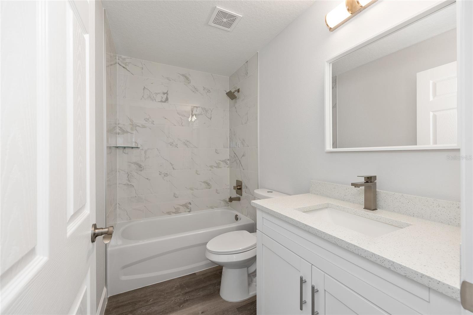 Image 27 of 31 For 15638 40th Place Road