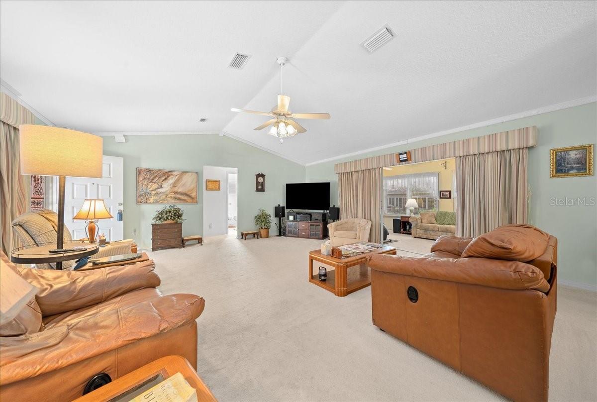 Image 21 of 49 For 8478 60 Court