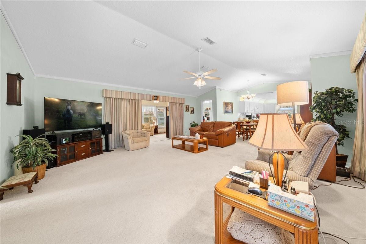 Image 22 of 49 For 8478 60 Court