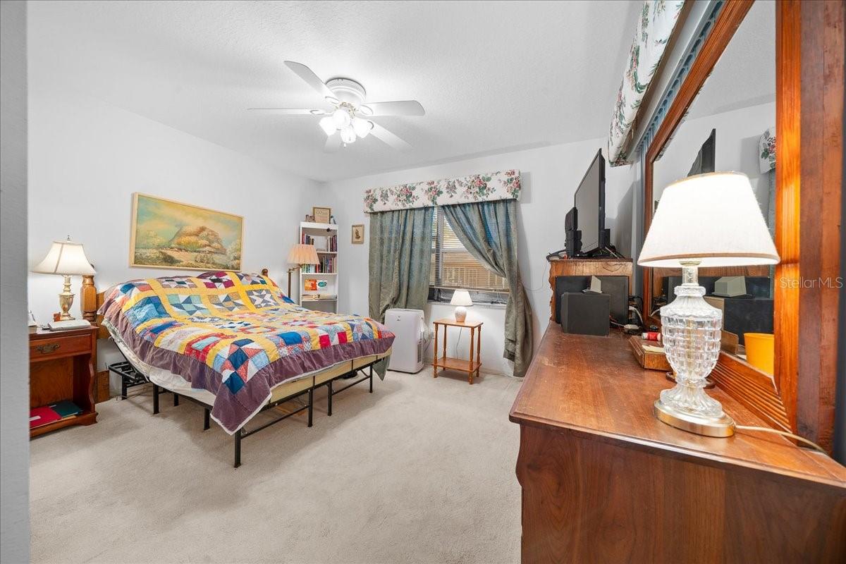 Image 40 of 49 For 8478 60 Court