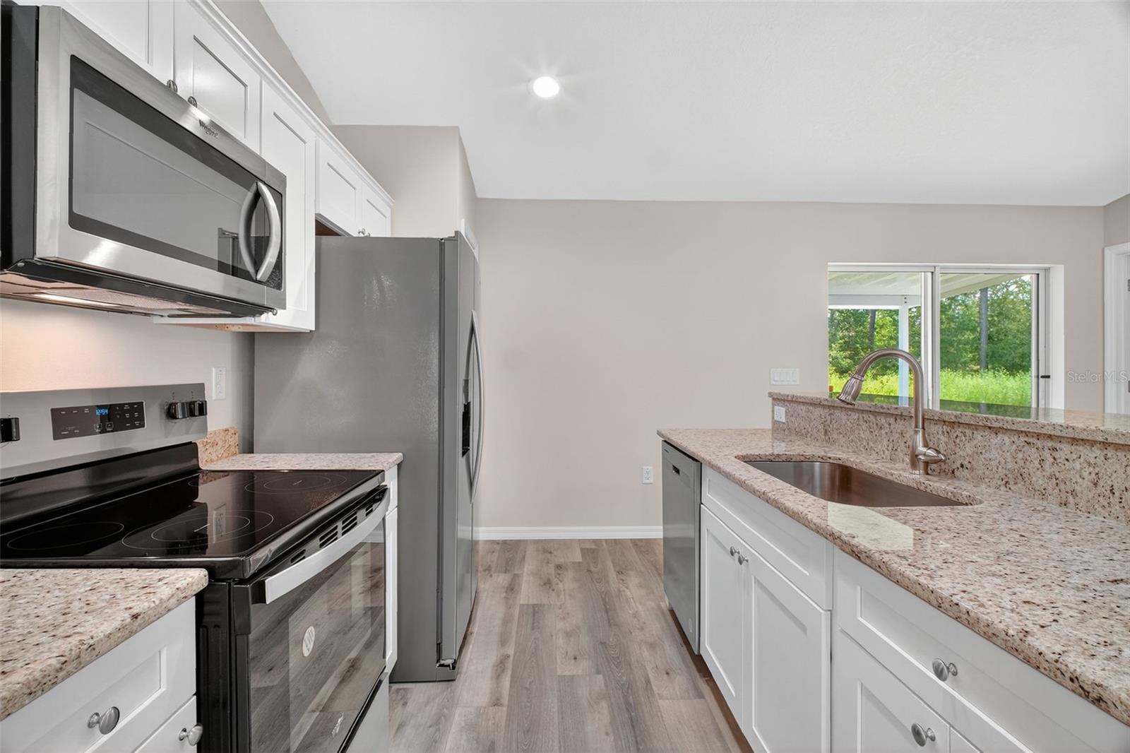 Image 11 of 21 For 5331 60th Terrace