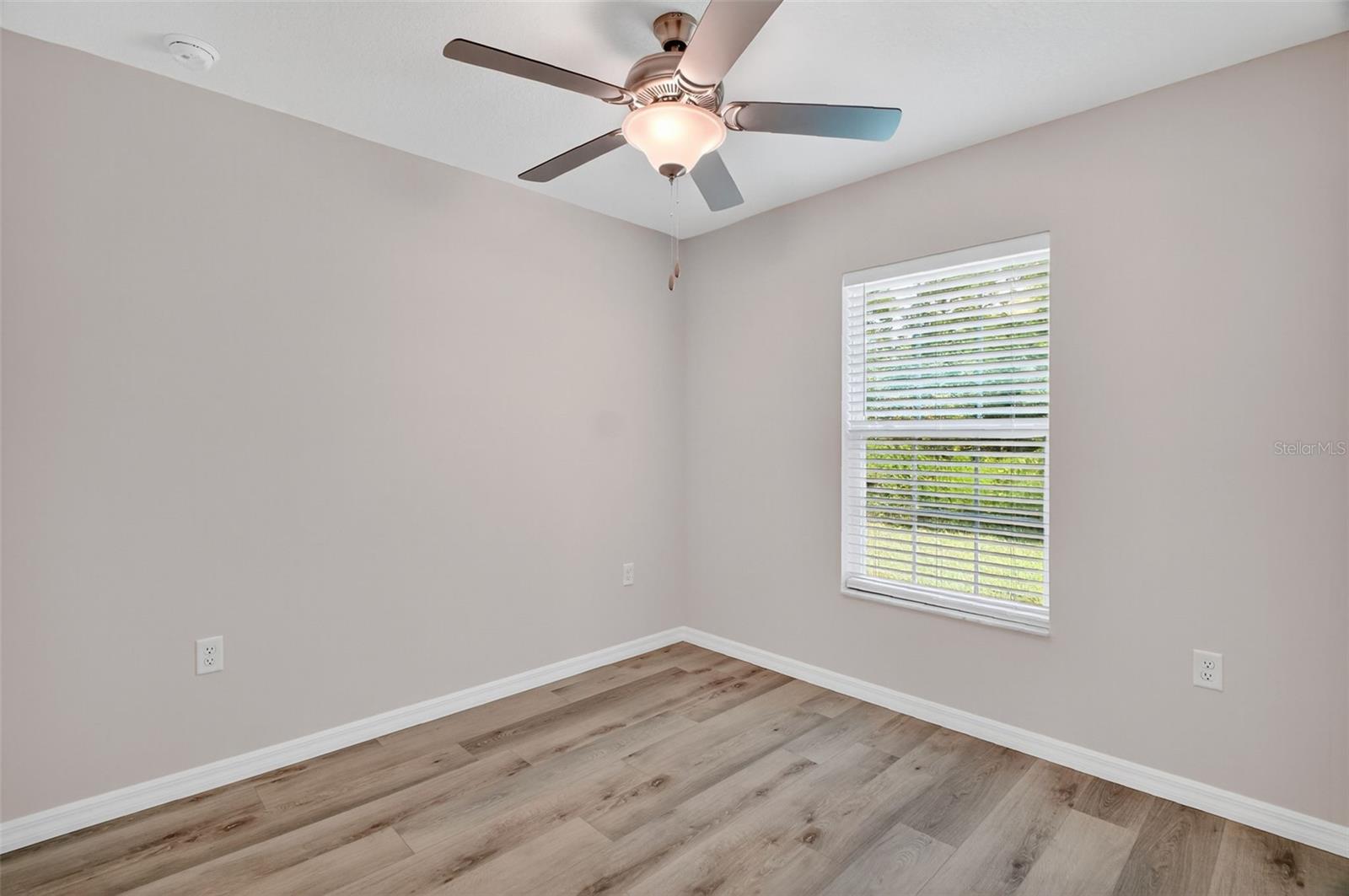 Image 13 of 21 For 5331 60th Terrace