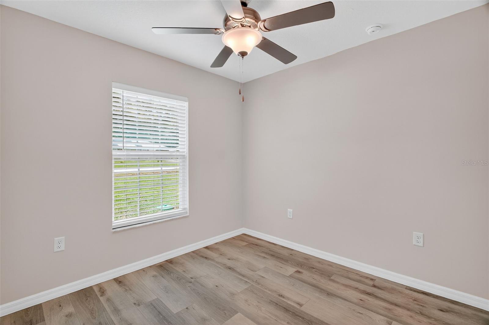 Image 14 of 21 For 5331 60th Terrace