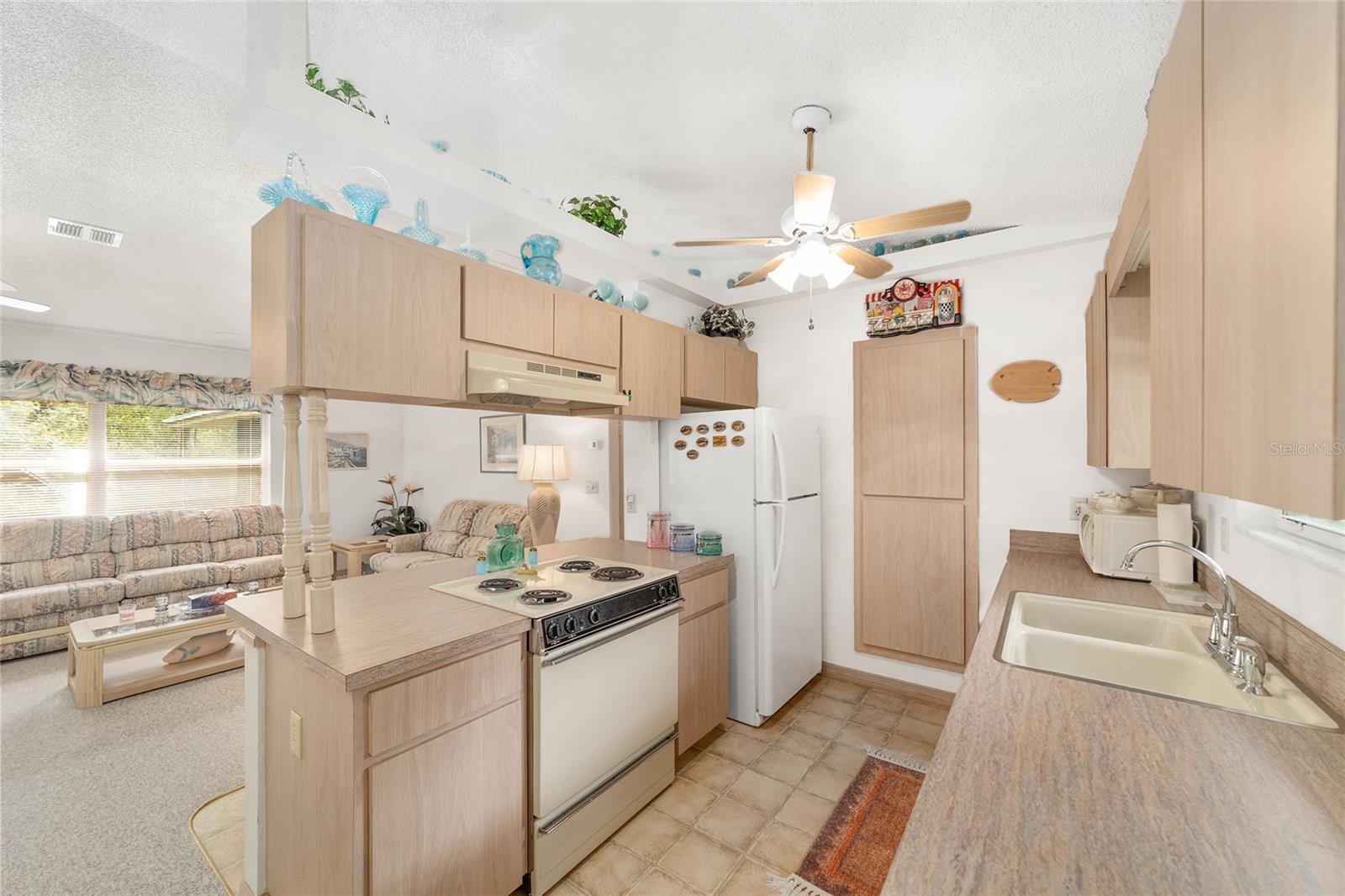 Listing photo id 16 for 5891 Cane Court