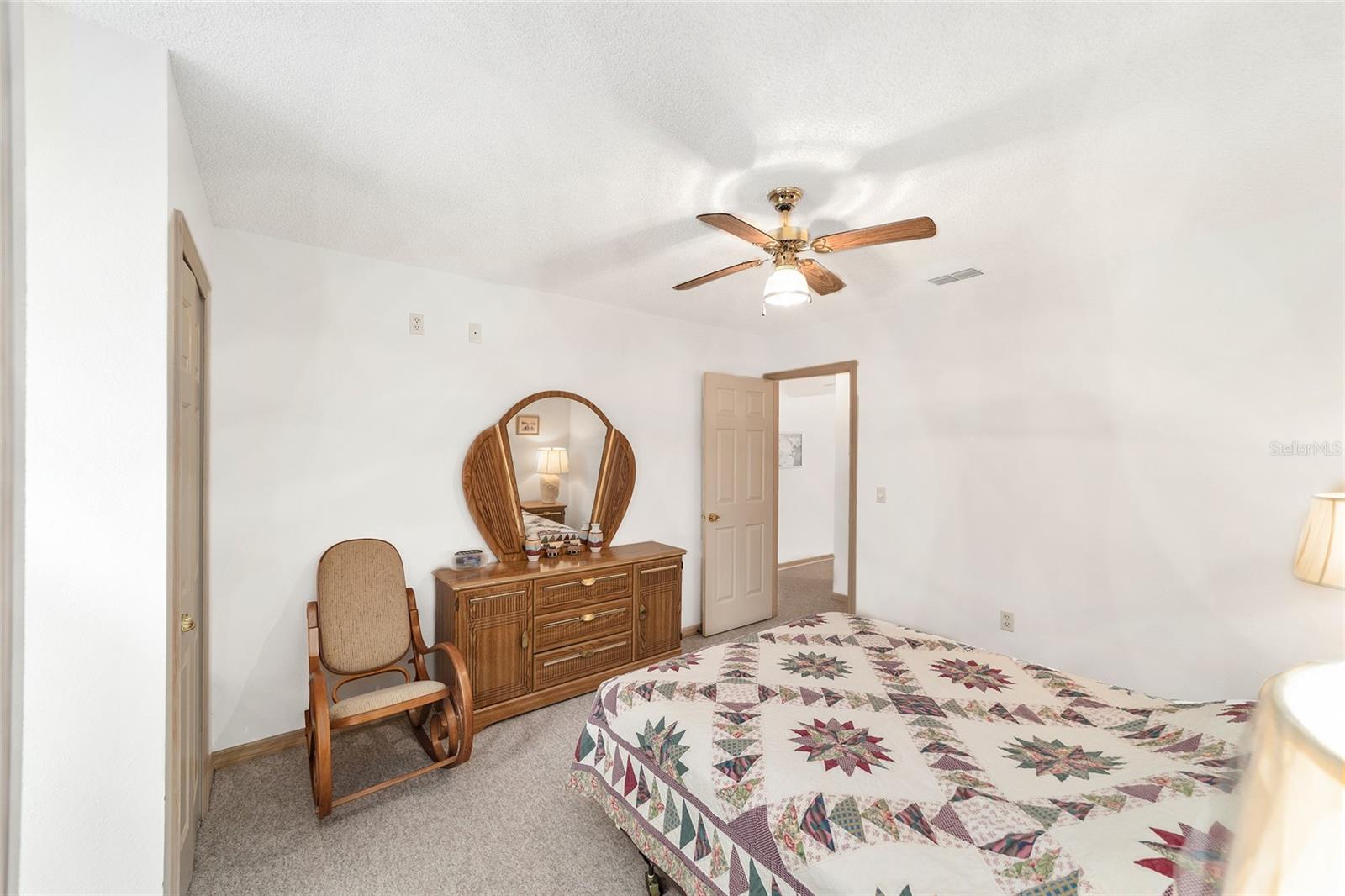 Listing photo id 20 for 5891 Cane Court