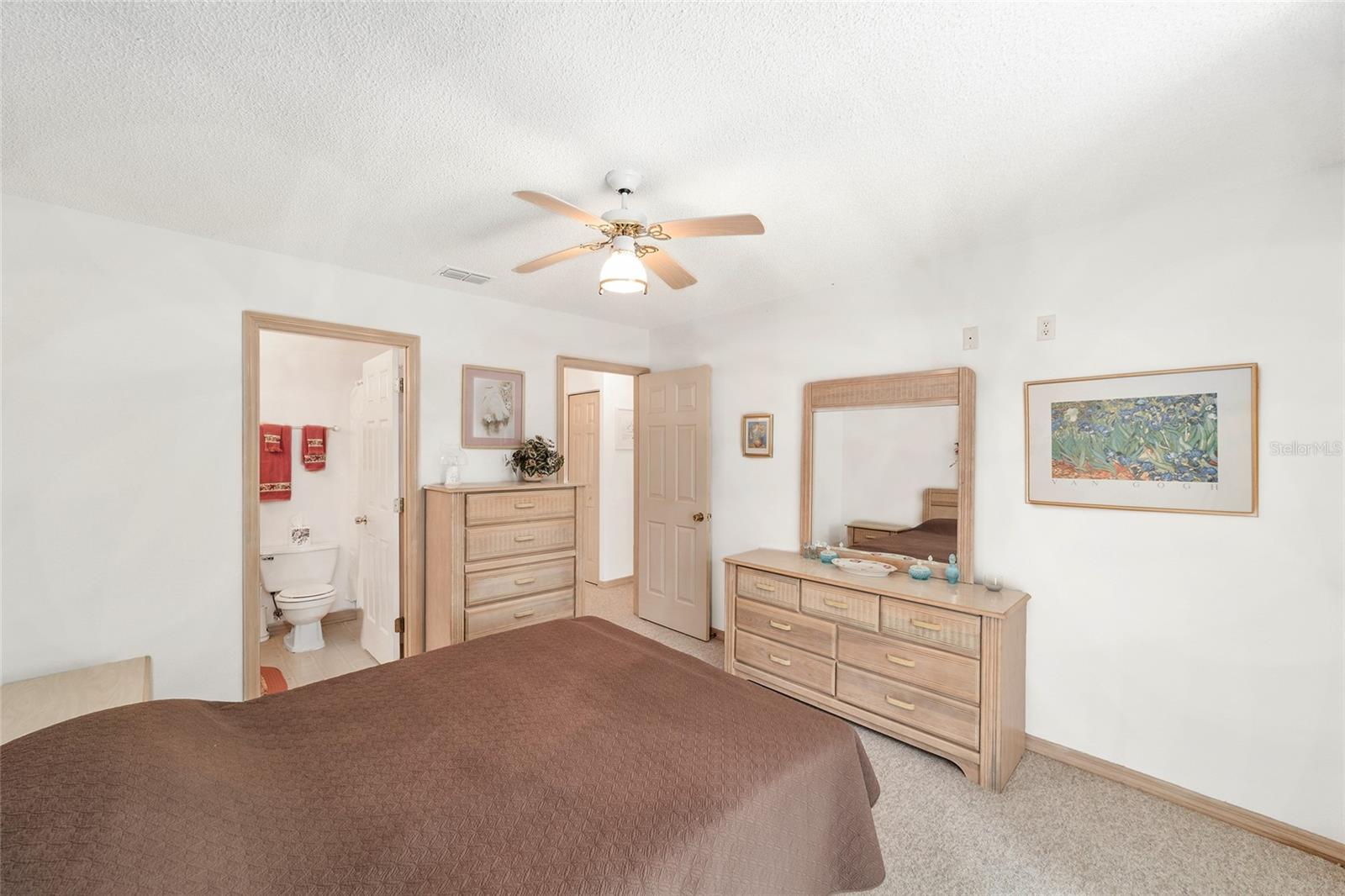 Listing photo id 23 for 5891 Cane Court