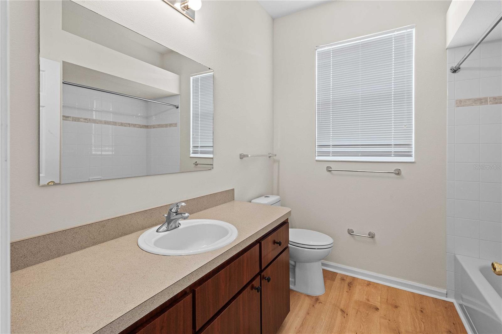 Image 18 of 42 For 5939 26th Street