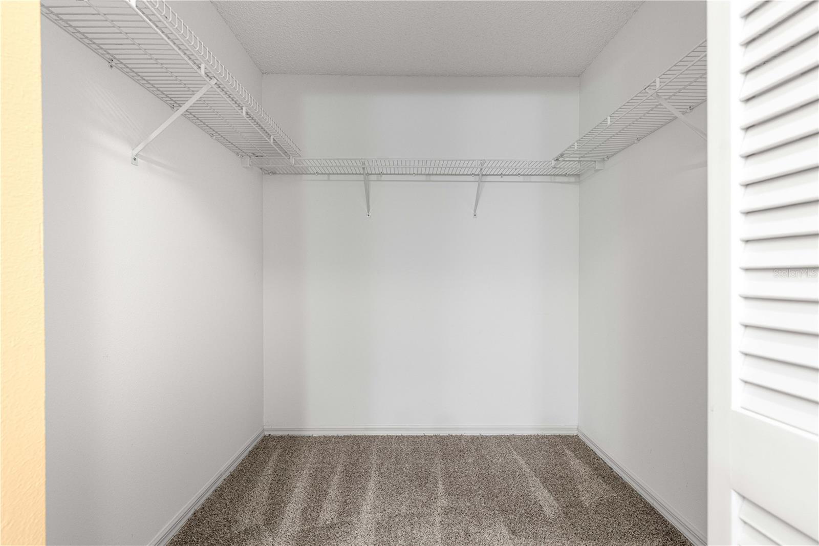 Image 17 of 34 For 9093 91st Circle