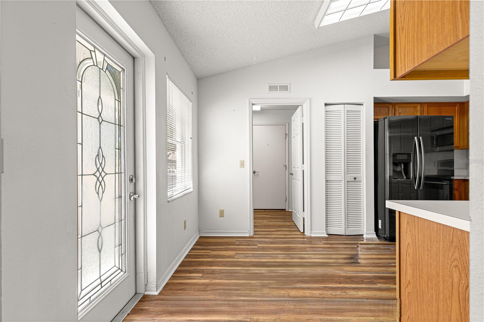 Image 25 of 34 For 9093 91st Circle