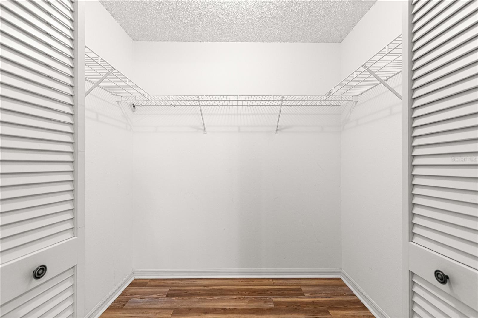 Image 6 of 34 For 9093 91st Circle