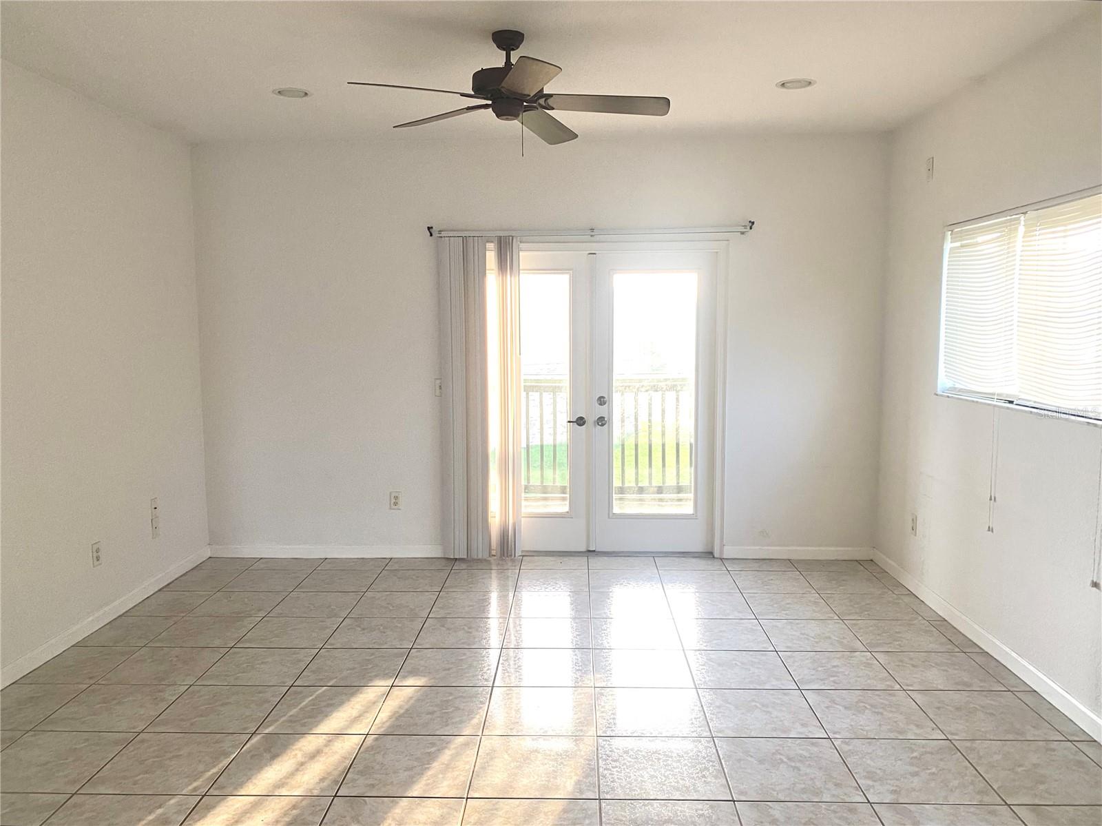 Image 5 of 21 For 2935 7th Street 116