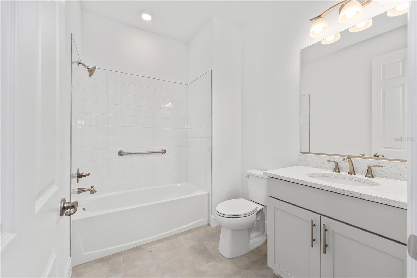 Image 11 of 46 For 10119 106th Circle