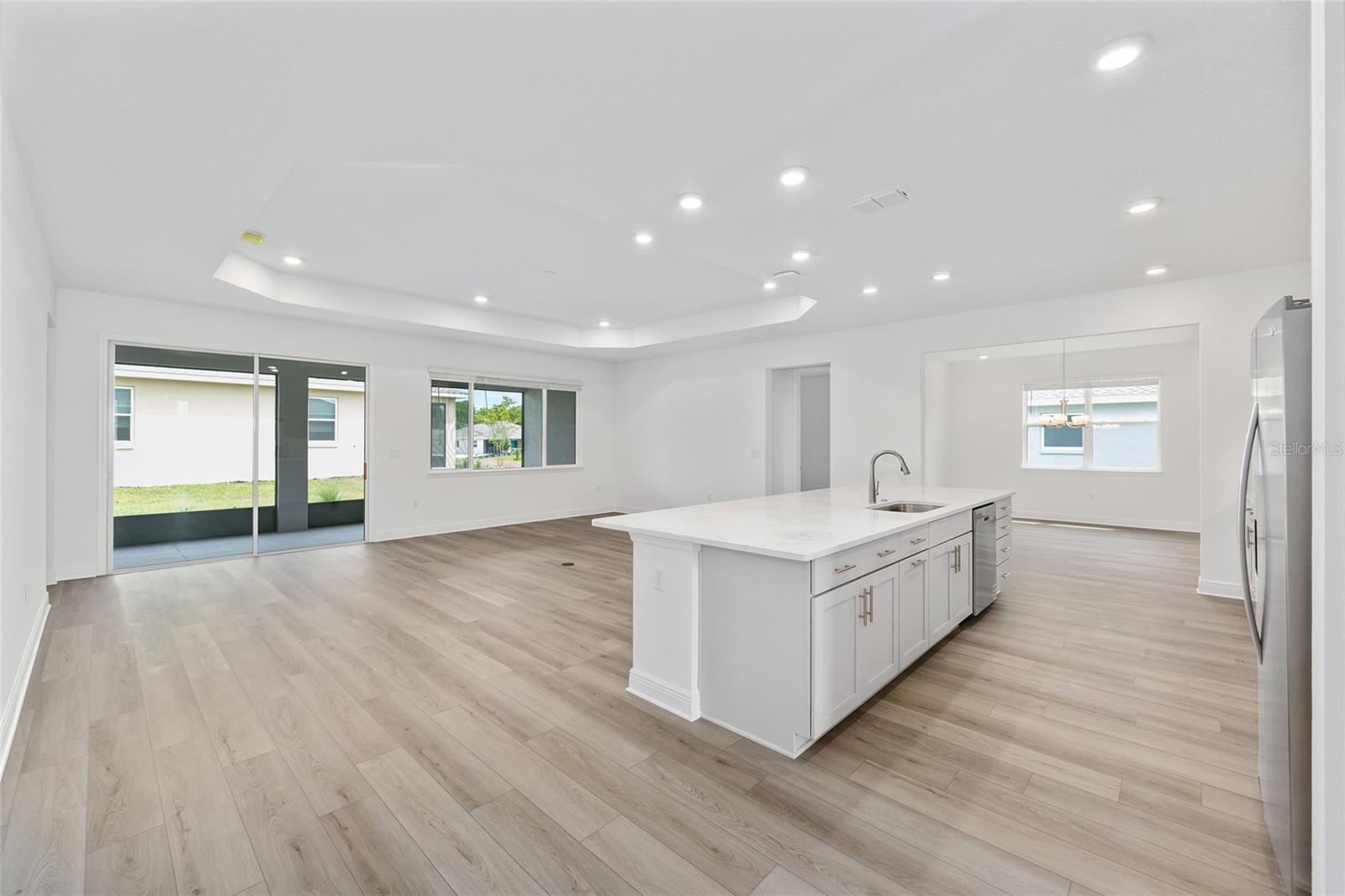 Image 18 of 46 For 10119 106th Circle