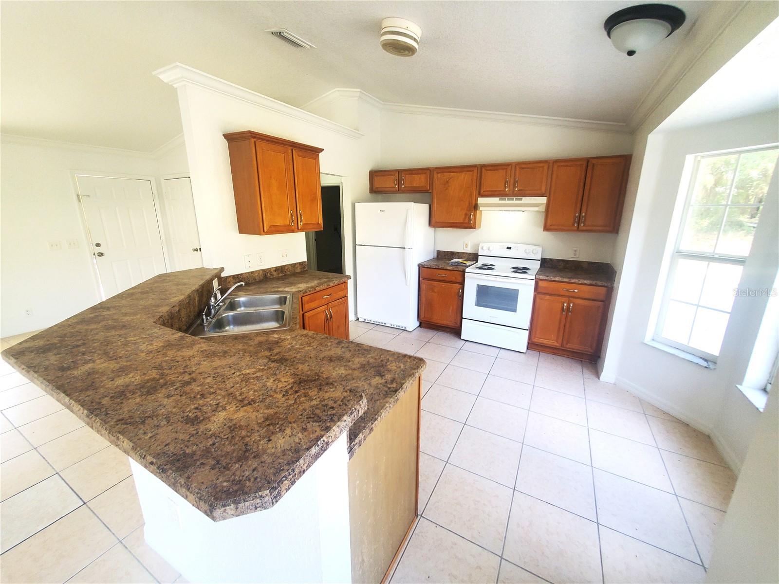 Image 4 of 21 For 2825 140th Court