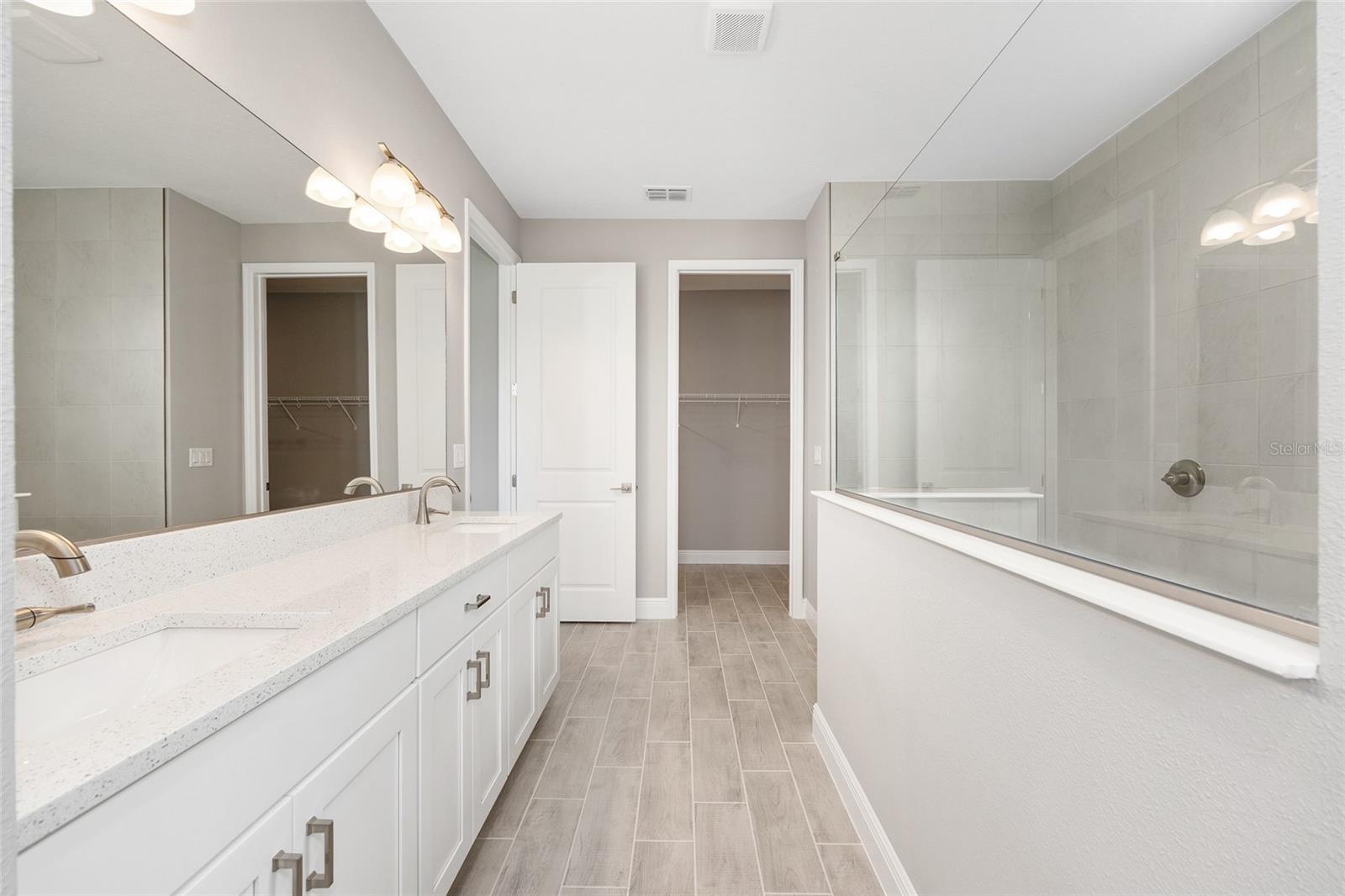 Image 31 of 42 For 10276 105th Court