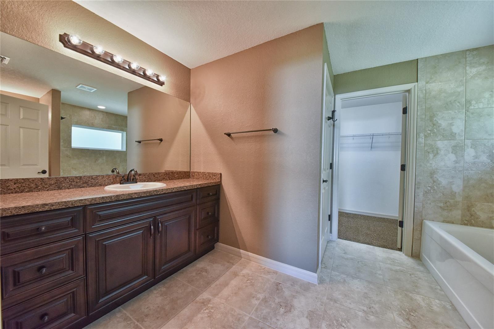 Image 18 of 27 For 23211 Rainelle Road