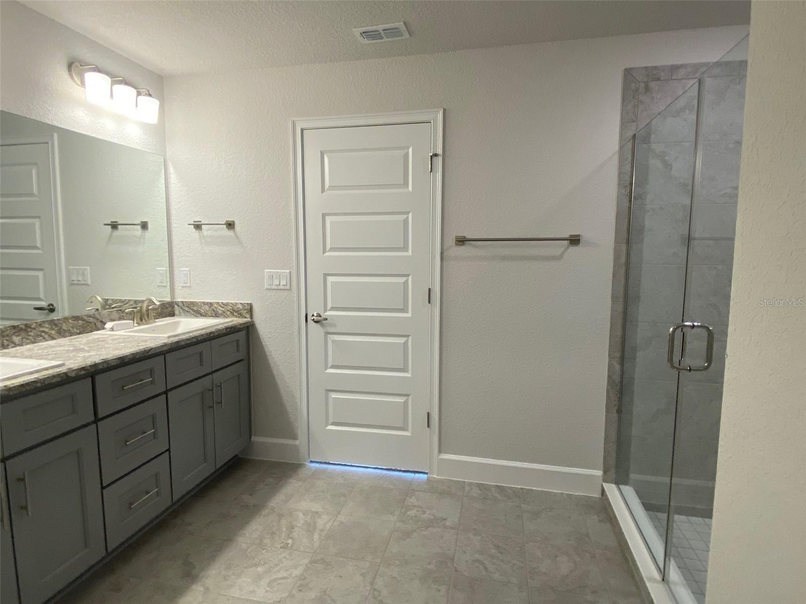 Image 13 of 17 For 5104 91st Street