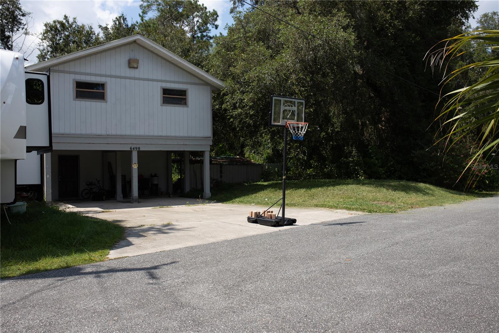 Details for 6498 167th Court, OCKLAWAHA, FL 32179