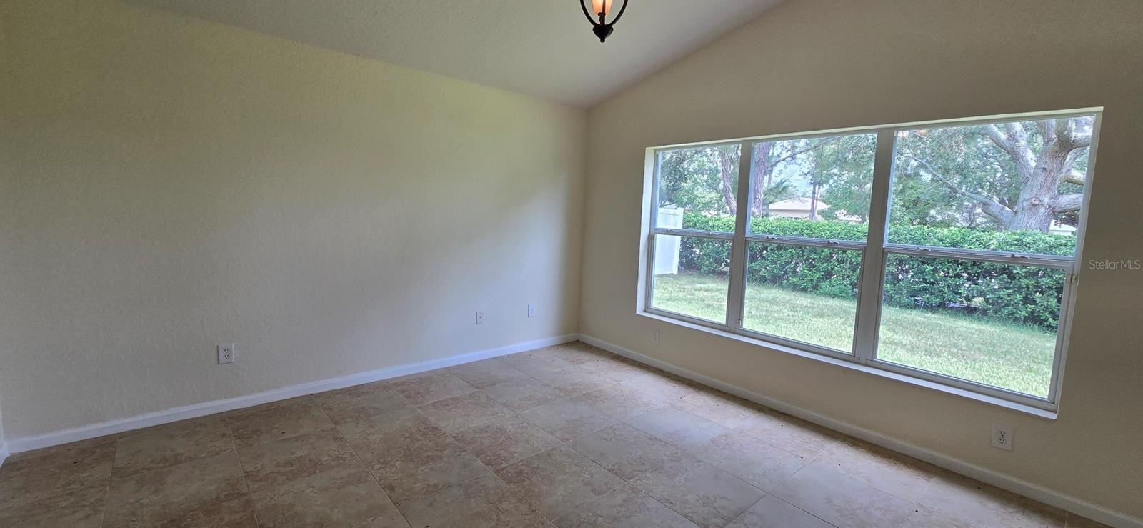 Image 15 of 18 For 4085 49th Avenue