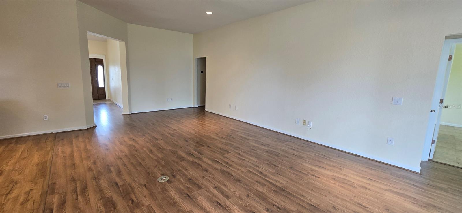 Image 3 of 18 For 4085 49th Avenue