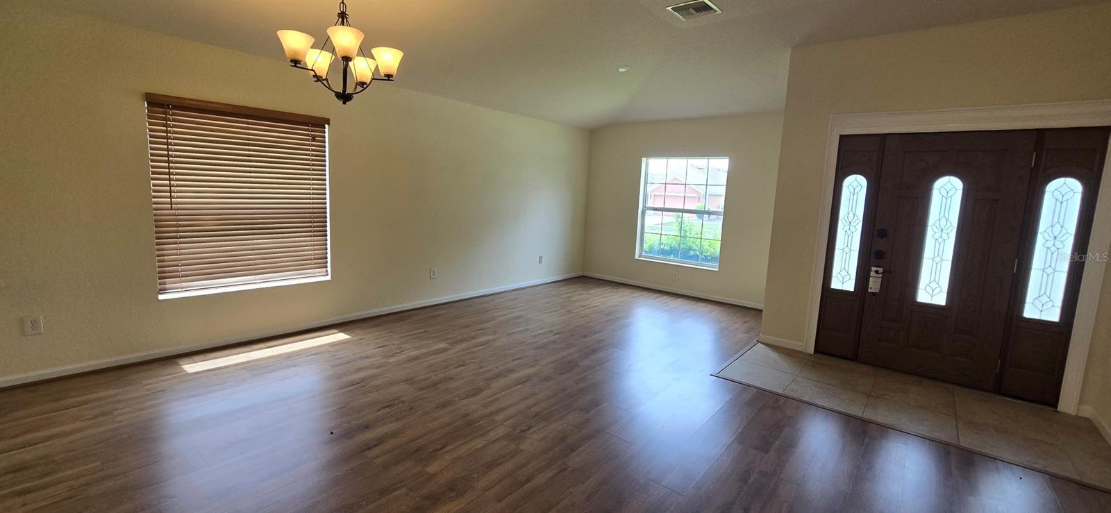 Image 7 of 18 For 4085 49th Avenue