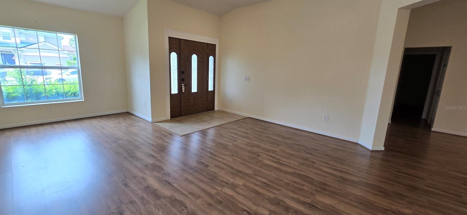 Image 8 of 18 For 4085 49th Avenue