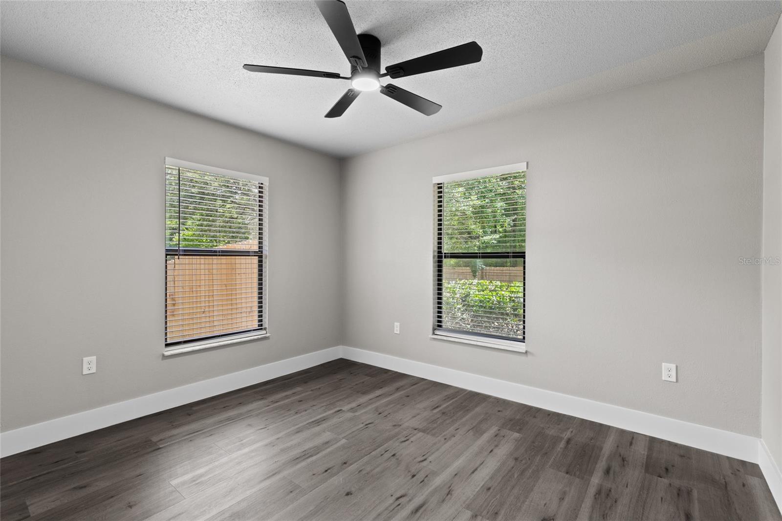 Image 14 of 27 For 281 Country Club Drive