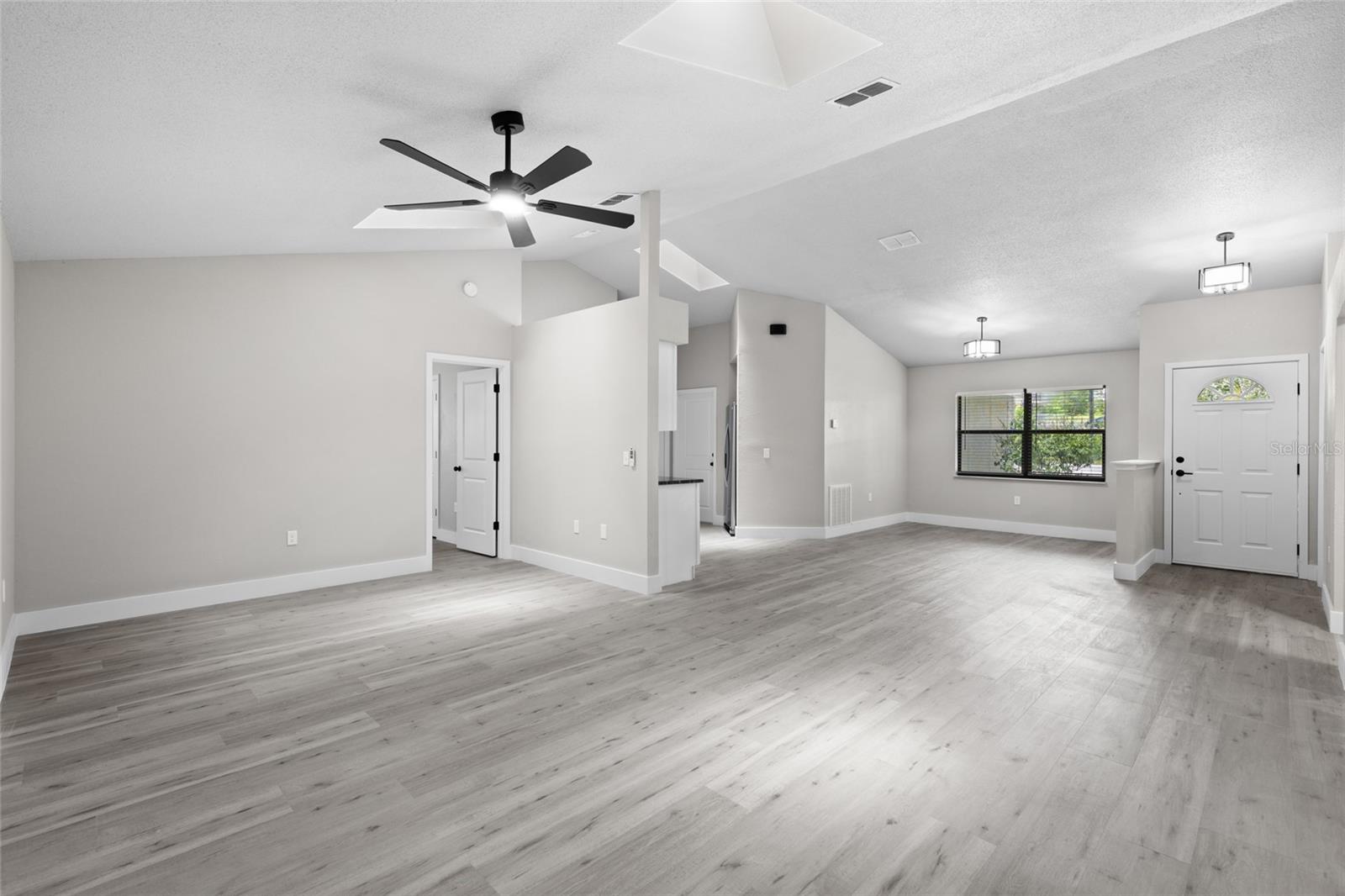 Image 5 of 27 For 281 Country Club Drive