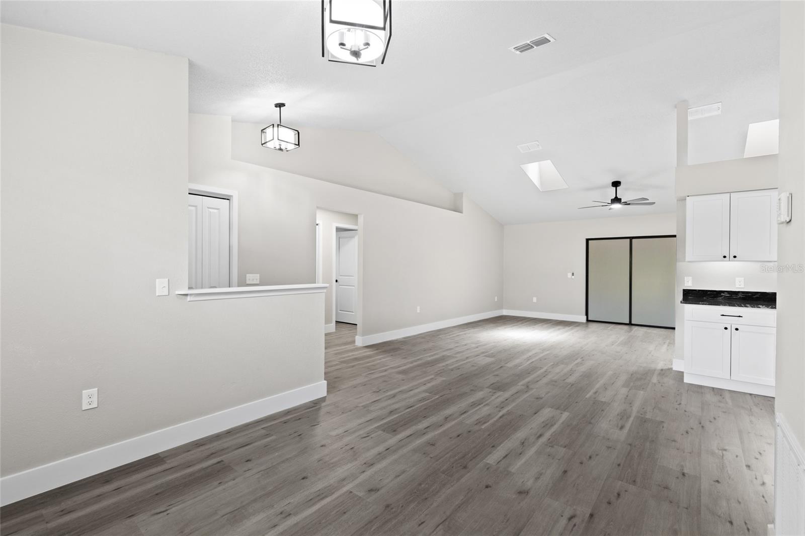 Image 7 of 27 For 281 Country Club Drive