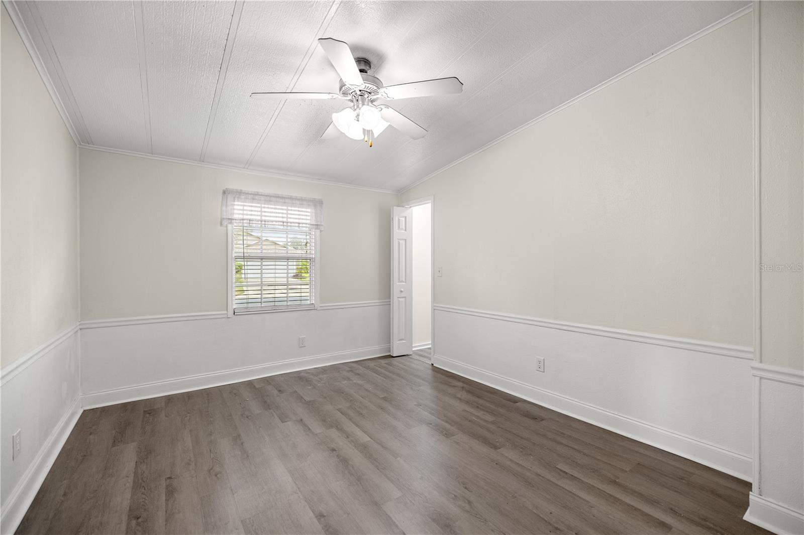 Image 11 of 24 For 1013 Ann Avenue
