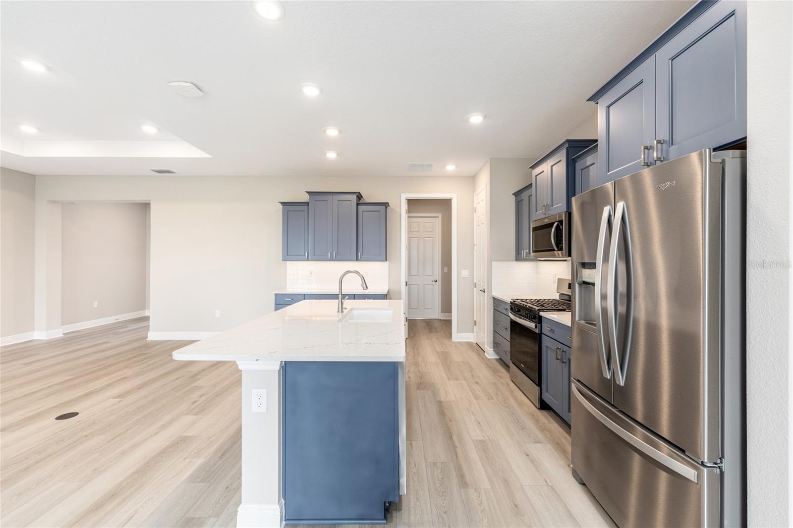 Image 16 of 41 For 10340 105th Court